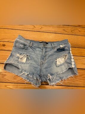 Express Light Blue Distressed Denim Daisy Cut Off Shortie Vintage Shorts size 10